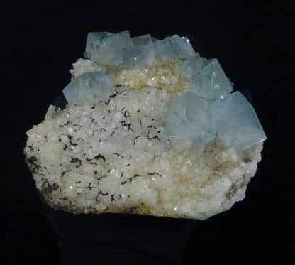 Fluorine bleue, mine du Burc, Au Burg, Tarn.