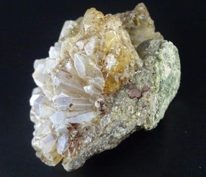 Lussatite et Quartz, Pont-du-Château, Puy-de-Dôme.