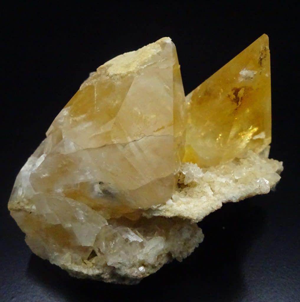 Calcite, carrière de Glageon, Avesnois, Nord.