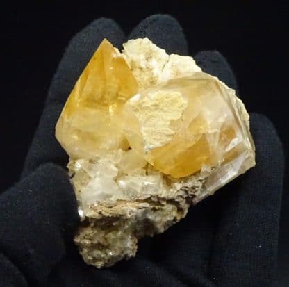 Calcite, carrière de Glageon, Avesnois, Nord.