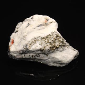 Hatchite, wallisite et réalgar, carrière de Lengenbach, Valais, Suisse.