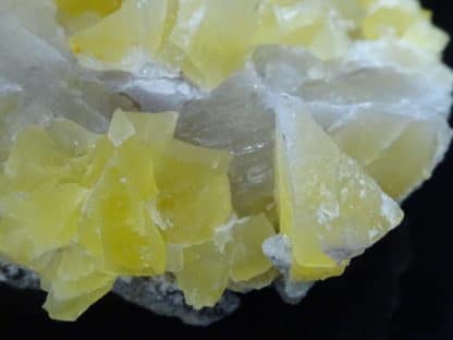 Witherite, Fluorite, Cave-in-Rock, Hardin Co., Illinois, USA.