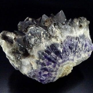 Quartz morion sur améthyste, Chaméane, Puy-de-Dôme, Auvergne.