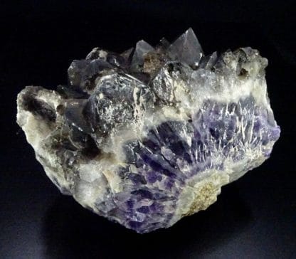 Quartz morion sur améthyste, Chaméane, Puy-de-Dôme, Auvergne.