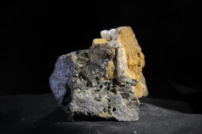 Anglésite, Mine de Monteponi, Iglesias, Province de Carbonia-Iglesias, Sardaigne, Italie.