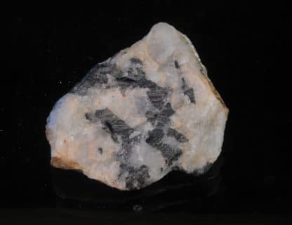 Wolframite dans Quartz, Montredon, Labessonnié, Tarn.