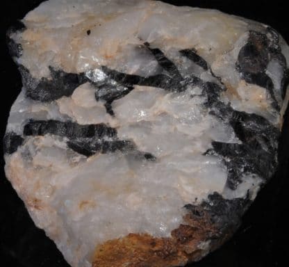 Wolframite dans Quartz, Montredon, Labessonnié, Tarn.