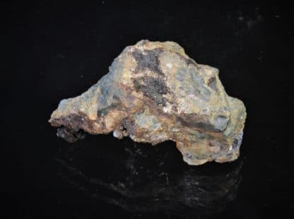 Sidérite Chalybite, Calcédoine, Pyrolusite, Galène, Carrière du Rivet, Peyrebrune, Tarn.