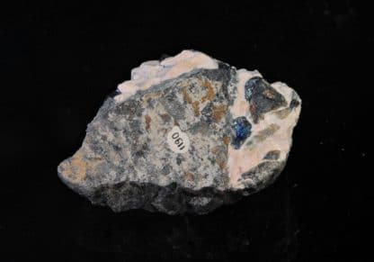 Bornite, Barytine, Mine de Bou Skour, Région du Drâa-Tafilafet, Maroc.