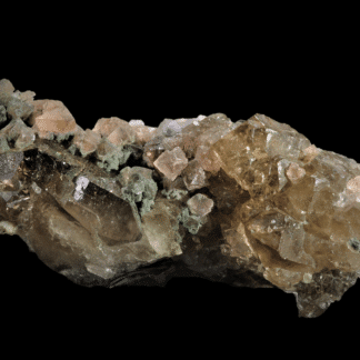 Fluorine rose sur quartz fumé, L’Aiguille Verte, Chamonix, Massif du Mont-Blanc, Haute-Savoie.