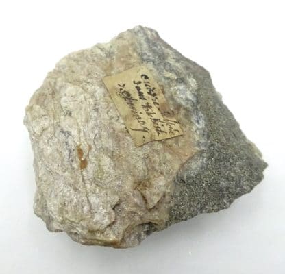 Chalcopyrite, mine de Chevinay, près de Lyon, Rhône.