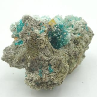 Dioptase et wulfénite, Mammoth-Saint Anthony Mine, Tiger, Arizona, USA.