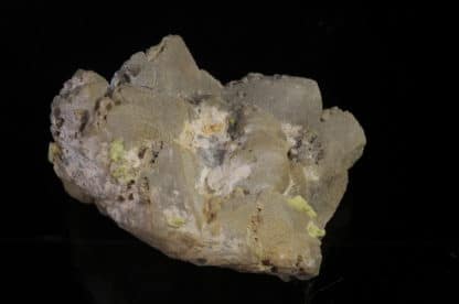 Quartz et Mimétite, Les Rosiers, Pontgibaud, Puy-de-Dôme, Auvergne.