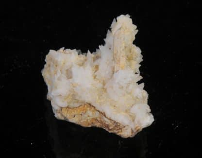 Calcite sur Quartz, Montagne de Pormenaz, Haute-Savoie.