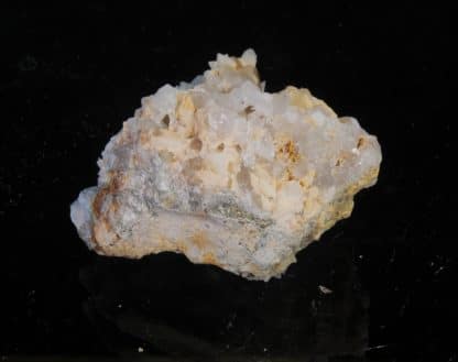 Calcite sur Quartz, Montagne de Pormenaz, Haute-Savoie.