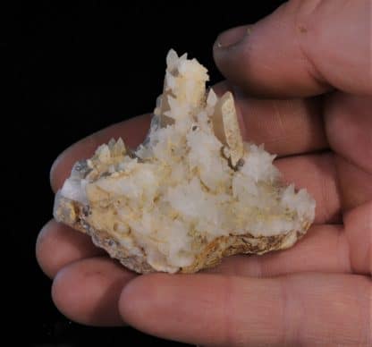 Calcite sur Quartz, Montagne de Pormenaz, Haute-Savoie.