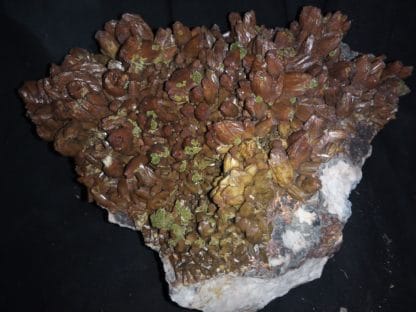 Pyromorphite bicolore, Les Farges, Ussel, Corrèze.