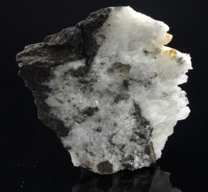 Dolomite sur quartz (xl), Estevelle, Pas-de-Calais, Hauts-de-France.