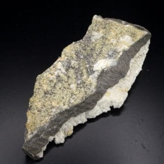 Dolomite sur quartz, Estevelles, Pas-de-Calais, Hauts-de-France.