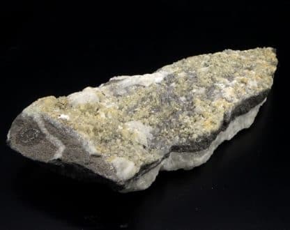 Dolomite sur quartz, Estevelles, Pas-de-Calais, Hauts-de-France.