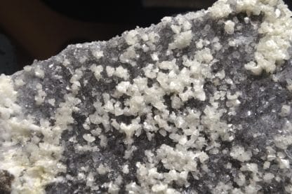 Dolomite sur quartz, Estevelles, Pas-de-Calais, Hauts-de-France.