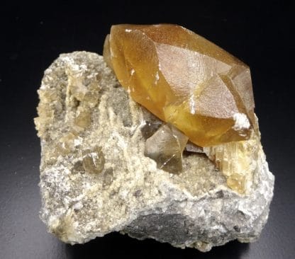 Calcite, carrière de Glageon, Avesnois, Nord, Hauts-de-France.