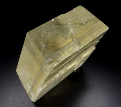 Calcite et pyrite, carrière du Boltry (Carmeuse), Seilles, Belgique.