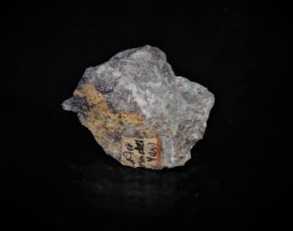 Blende (sphalérite) noire dans du quartz, Mine des Bormettes, La-Londe-les-Maures, Var.
