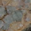 Fluorine verte en octaèdres sur Calcédoine, Mine de la Barre, Saint-Jacques-d’Ambur, Auvergne.