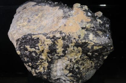 Sphalérite (blende) et sidérite, Carrière du Rivet, Peyrebrune, Tarn.