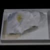 Soufre natif dans Calcite, Colonnata, Carrare, Italie.