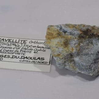 Wavellite, Pyrite et Arsénopyrite , Gorges du Daoulas, Cotes-d’Armor, Bretagne.