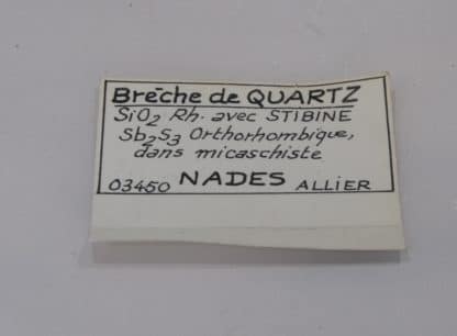 Stibine dans du Quartz, Nades, Allier, Auvergne.