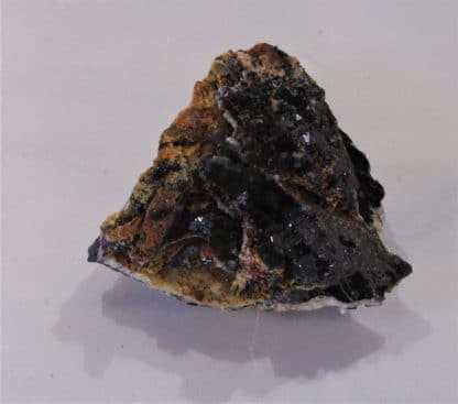 Cuprite, Mine du Moulinal, Tarn, France.