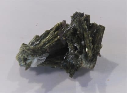 Epidote, Axinite et Quartz, Le Gendarme, Chamrousse, Belledonne, Isère.