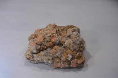 Wulfénite, Fluorine et Barytine, Lantignié, Beaujeu, Rhône.