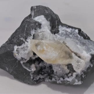 Fluorine et Calcite maclée, Glageon, Nord, Hauts-de-France.