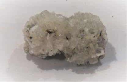 Natrolite, Puy de Marmant, Veyre-Monton, Puy-de-Dôme, Auvergne.