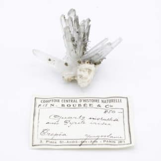 Pyrite sur cristaux de quartz, mine de Trepca, Yougoslavie.