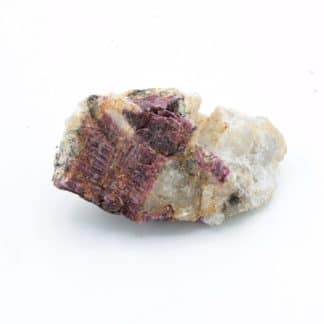 Rhodizite, rubellite, Sahatany, Antsirabe II, Madagascar.