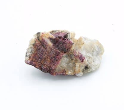 Rhodizite, rubellite, Sahatany, Antsirabe II, Madagascar.