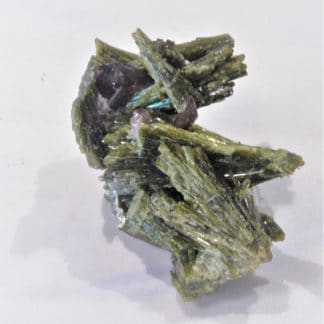 Epidote, Axinite et Quartz, Le Gendarme, Chamrousse, Belledonne, Isère.