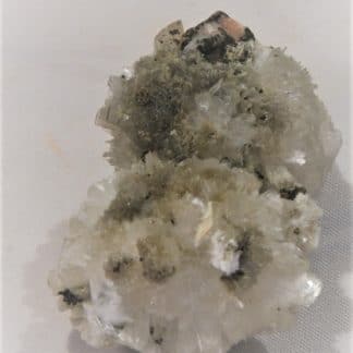 Natrolite, Puy de Marmant, Veyre-Monton, Puy-de-Dôme, Auvergne.