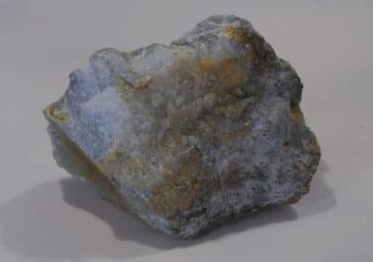 Wavellite, Pyrite et Arsénopyrite , Gorges du Daoulas, dans les Côtes d'Armor, Bretagne.