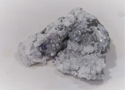 Fluorine et Pyrite sur Calcite, Glageon, Nord, Hauts-de-France.