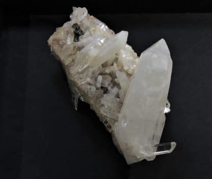 Quartz et Chalcopyrite, Mine de la Gardette, Oisans, Isère.