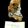 Wulfénite sur baryte, district minier de Mibladen, Midelt, Maroc.