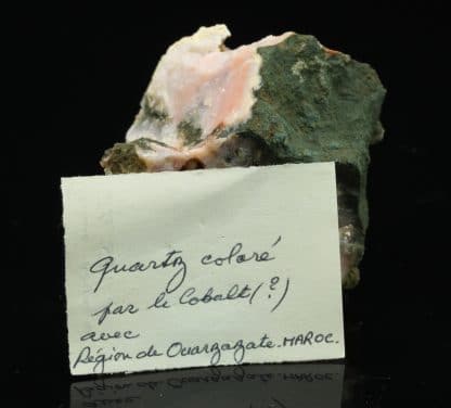 Quartz coloré, région de Ouarzazate, Drâa-Tafilalet, Maroc.