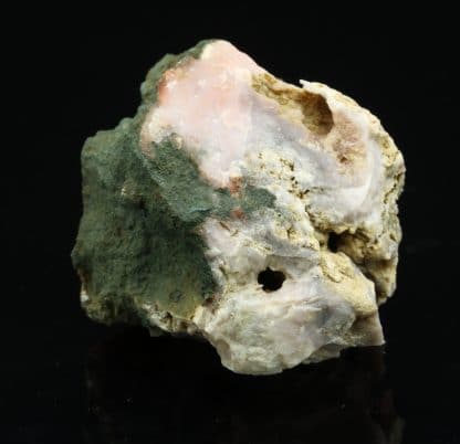 Quartz coloré, région de Ouarzazate, Drâa-Tafilalet, Maroc.