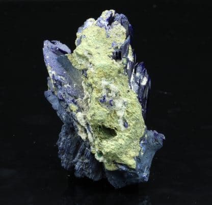 Azurite, district minier de Mibladen, Midelt, région du Drâa-Tafilalet, Maroc.